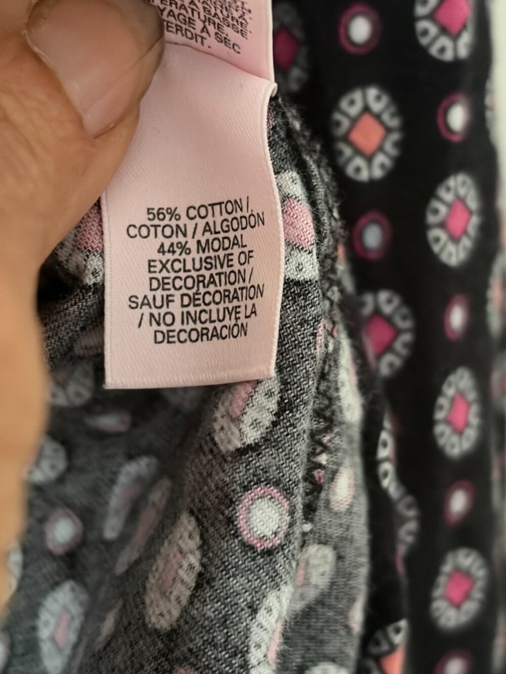 Victoria's Secret Pajama Top Black Pink Geometric Size Small - Picture 3 of 8